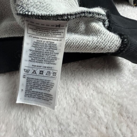 Adidas Womens Floral Hoodie Crop Sweatshirt Size Small Black Multicolor Pullover - Picture 4 of 8